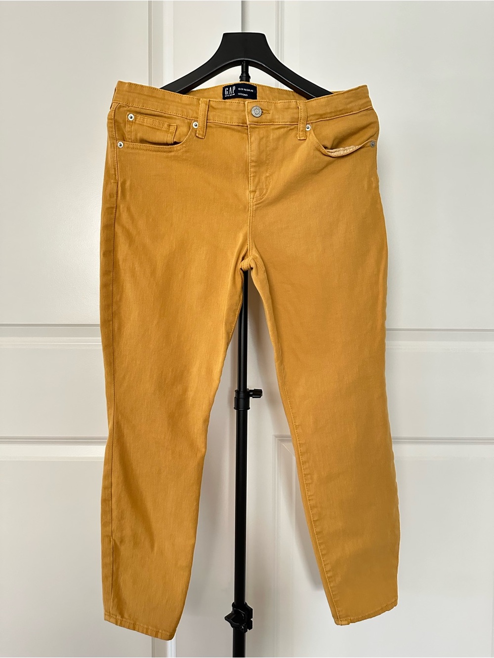 Women’s GAP Denim Mustard Leggings Size 12/31 Regular